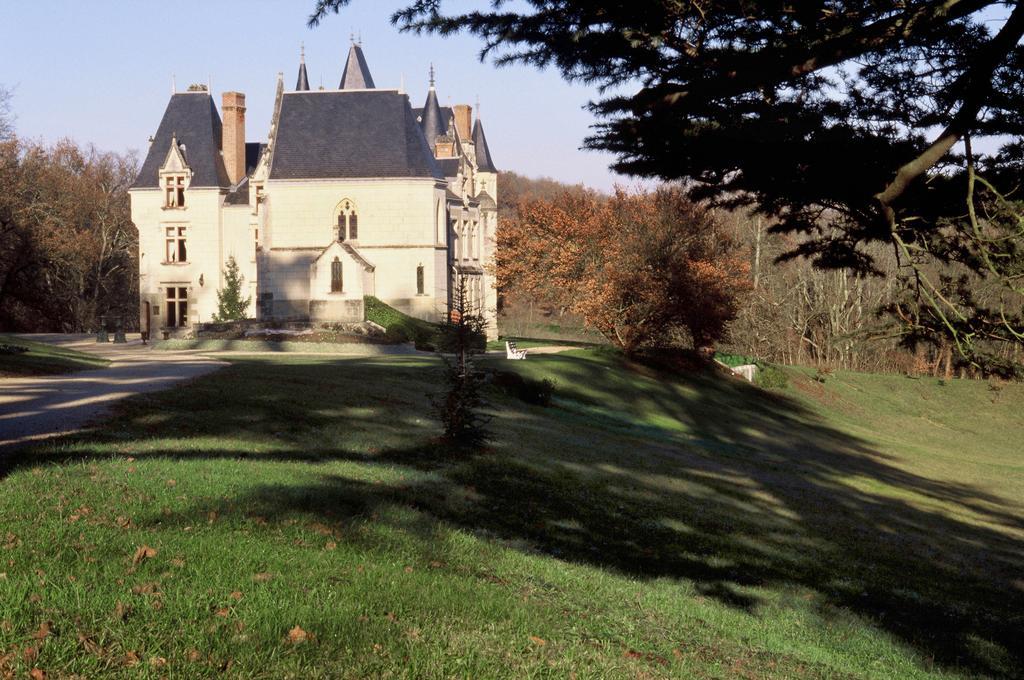 Готель Domaine De Brou Noyant-de-Touraine Екстер'єр фото